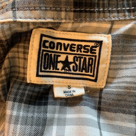 Converse One Star button down, size small Men’s - Picture 3 of 3